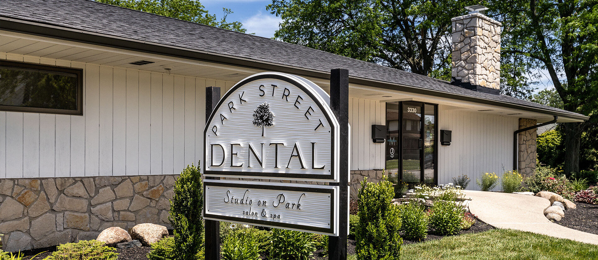 Outside view of Grove City Ohio dental office